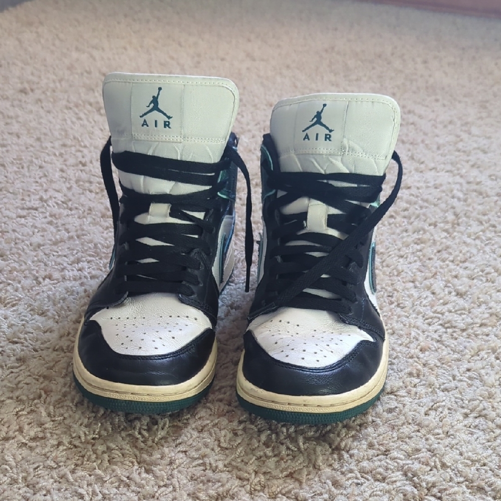 Jordan High-Top Sneakers in White, Black and Forrest Green